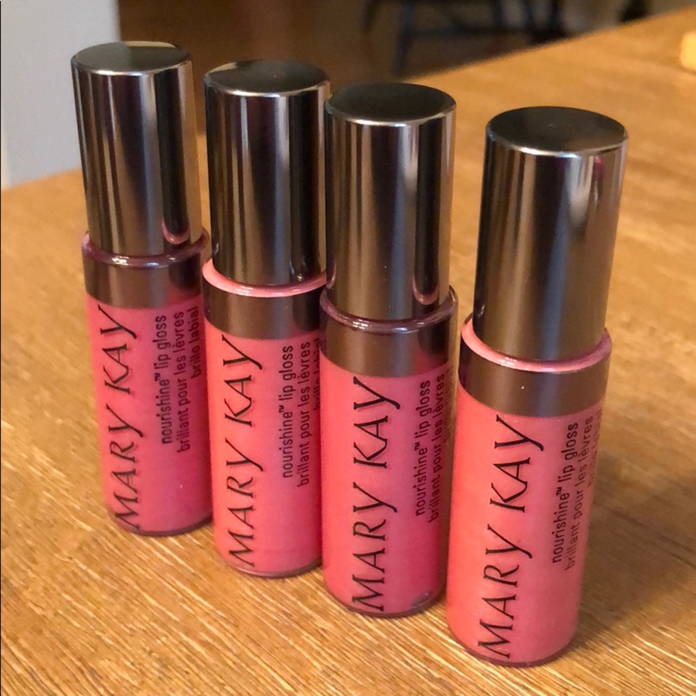 PINK DIAMONDS Nourishine Lip Gloss